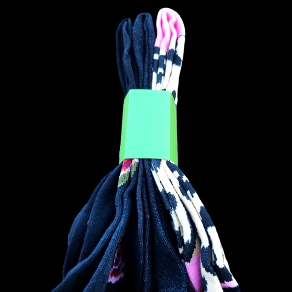 NWT ♠️gorgeous Kate Spade Crew socks♠️ - Picture 3 of 4